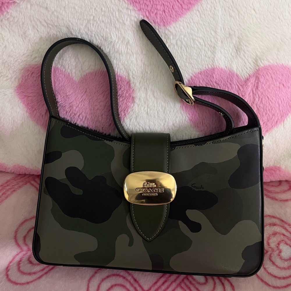 Coach Outlet Eliza Camo Print Shoulder Bag